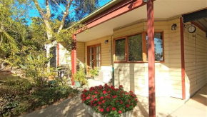 Treetops Hideaway Albury, Albury